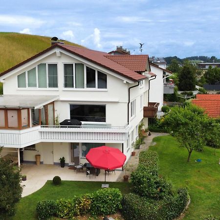 Ferienwohnung Am Alpenblick 5 リンダウ エクステリア 写真