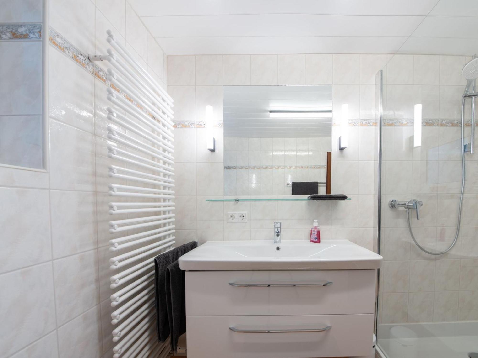 Ferienwohnung Am Alpenblick 5 リンダウ エクステリア 写真