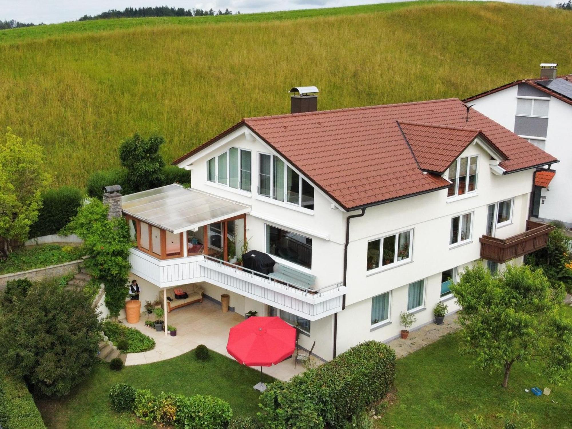 Ferienwohnung Am Alpenblick 5 リンダウ エクステリア 写真